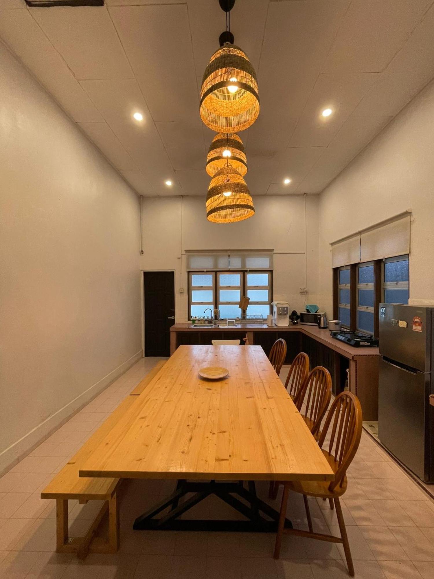 Home In Terengganu With Private Pool Kuala Terengganu Bagian luar foto